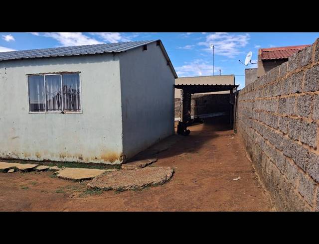 2 BEDROOM HOUSE FOR SALE IN PALM RIDGE